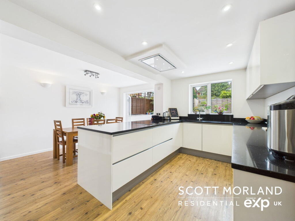 House in Basingstoke and Deane, Basingstoke - View 2