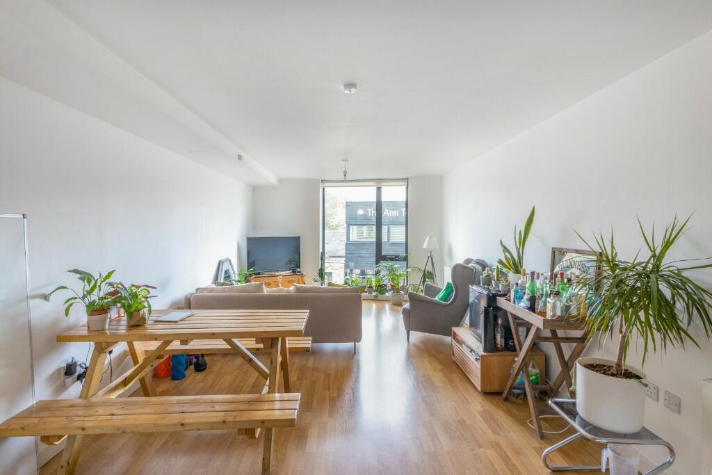 Main image of property: Triangle Road, London, E8