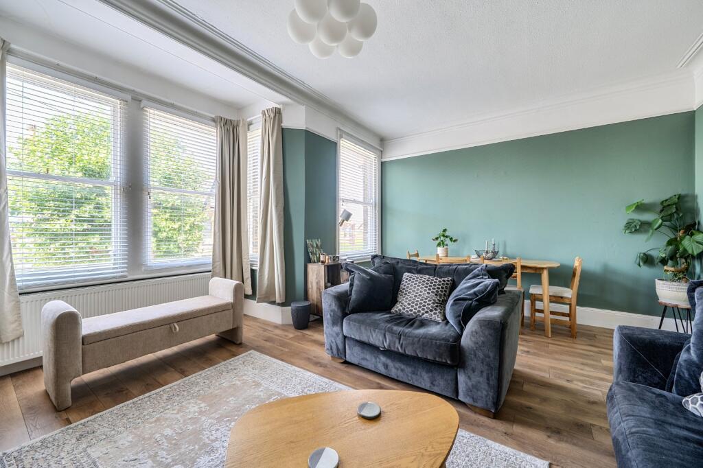 Apartment in Canterbury - View 2