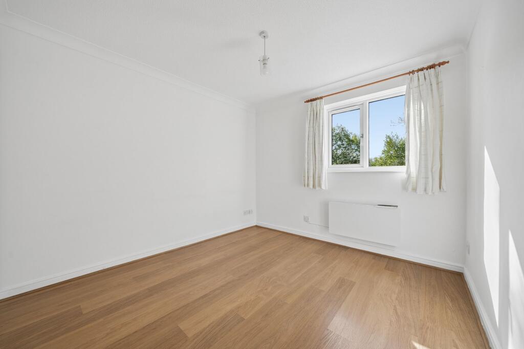 Apartment in Oxford - View 3