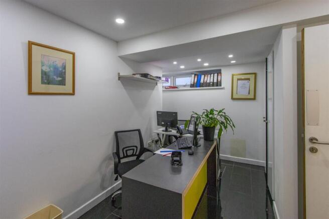 JNR Office-7.jpg