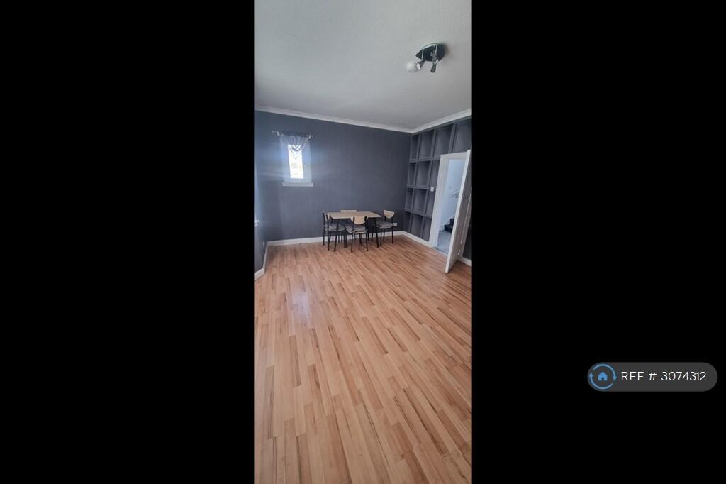 House in Kilmarnock - View 3