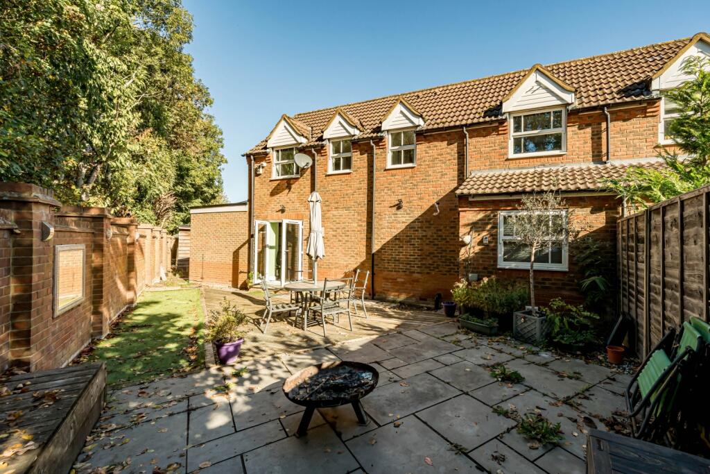 House in Hemel Hempstead - View 3