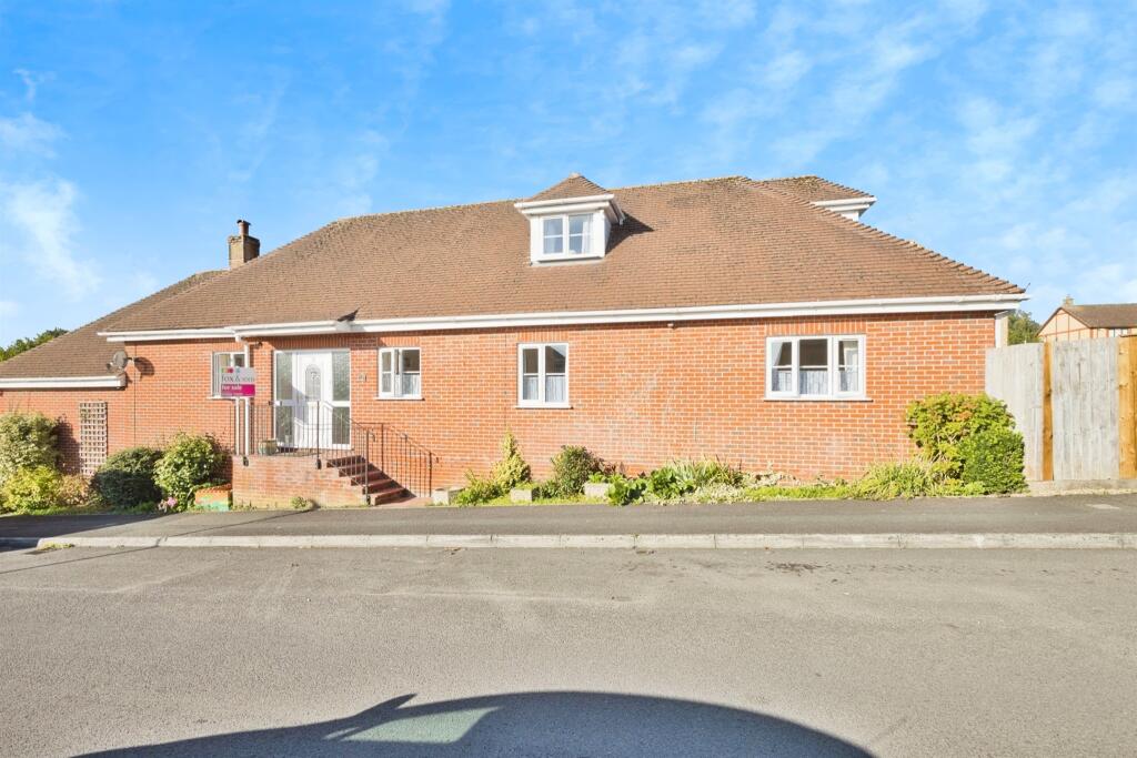Main image of property: Elizabeth Way, Chard