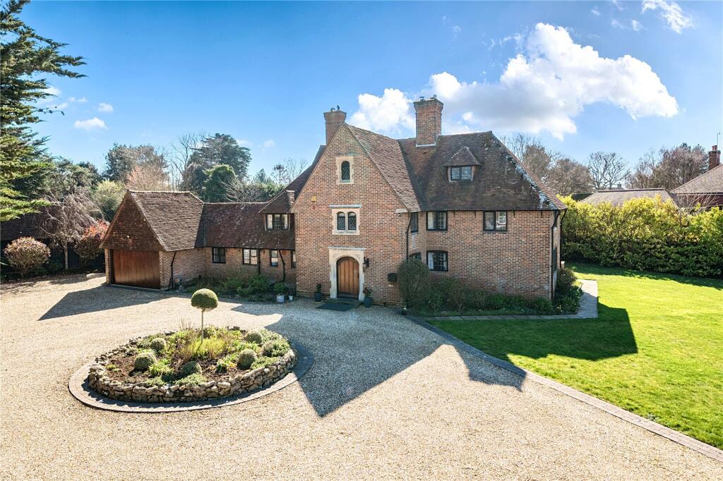 House in Wealden, East Dean and Friston - More