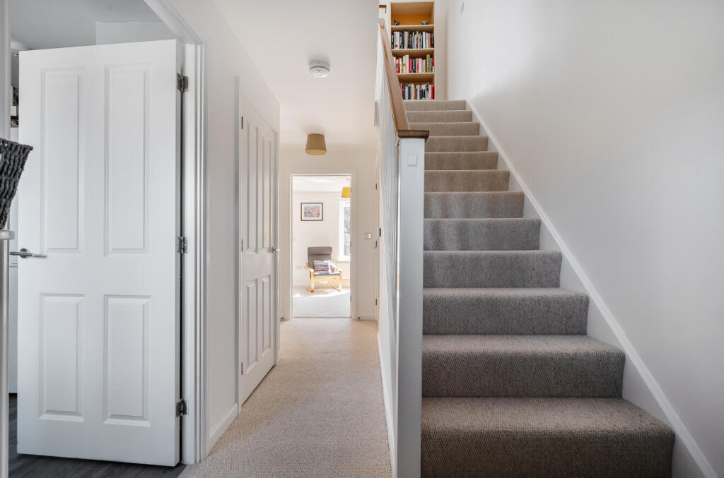 House in Salisbury - View 5