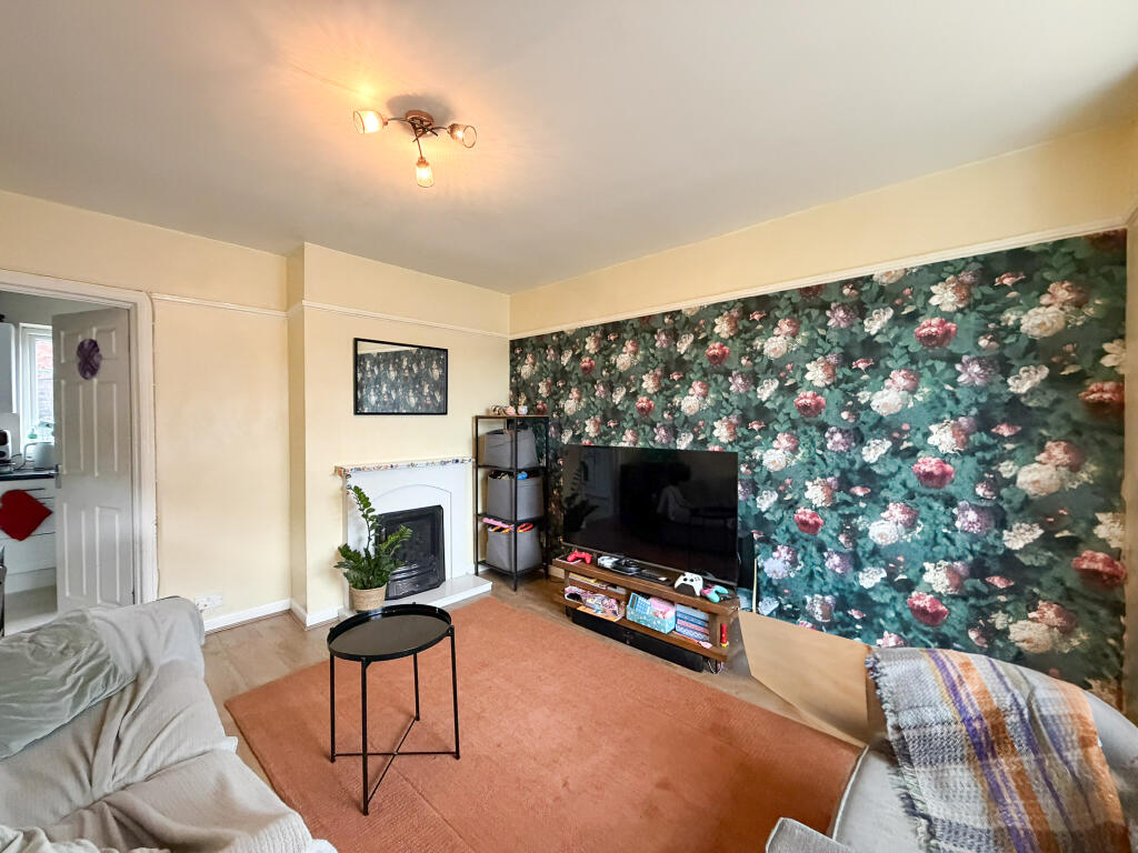 House in Tameside, Greater Manchester - View 3