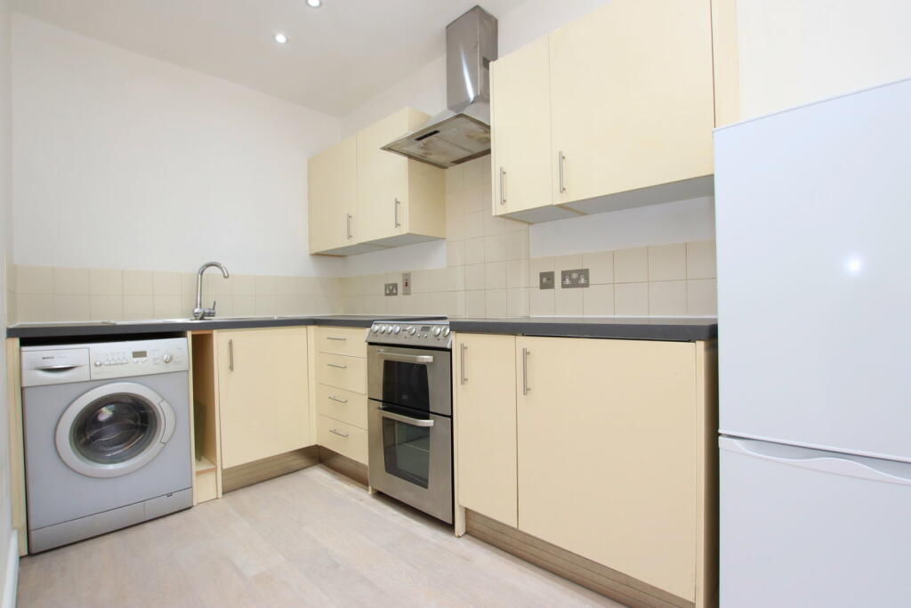 Apartment in Bath - View 2