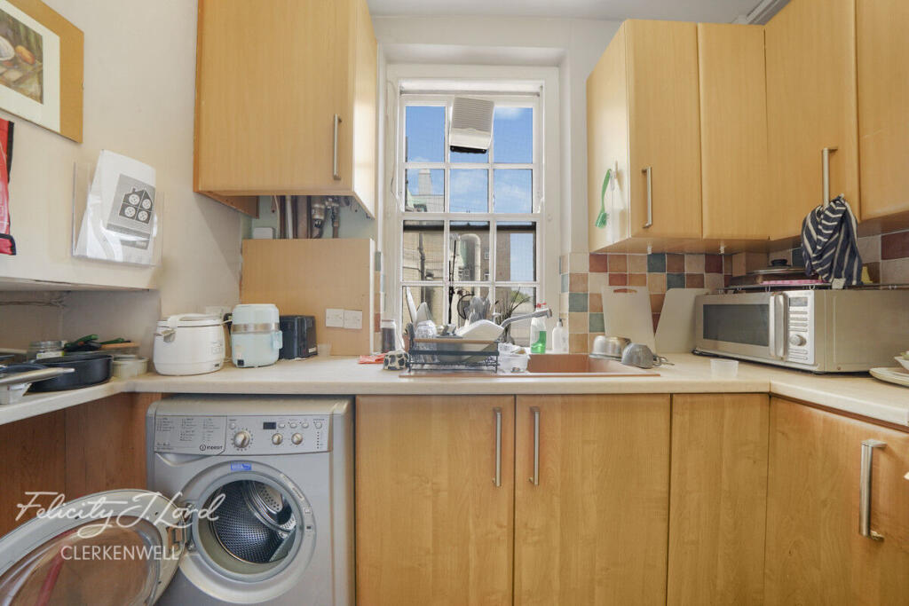 Apartment in London - View 4