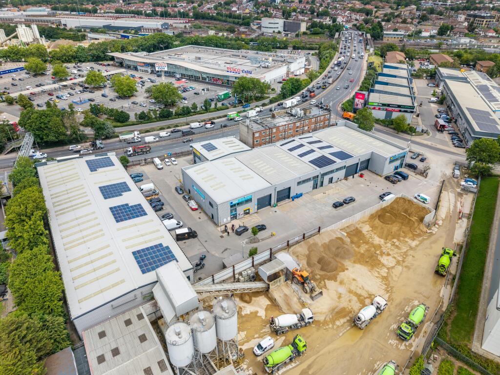 Wembley Trade Park-152.jpg