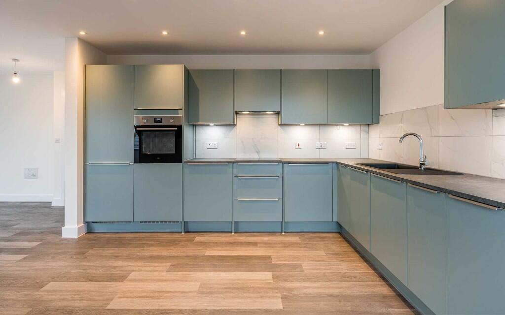 Ivydene Avenue,
Whitstable,
Kent
CT5 3FS photo 3