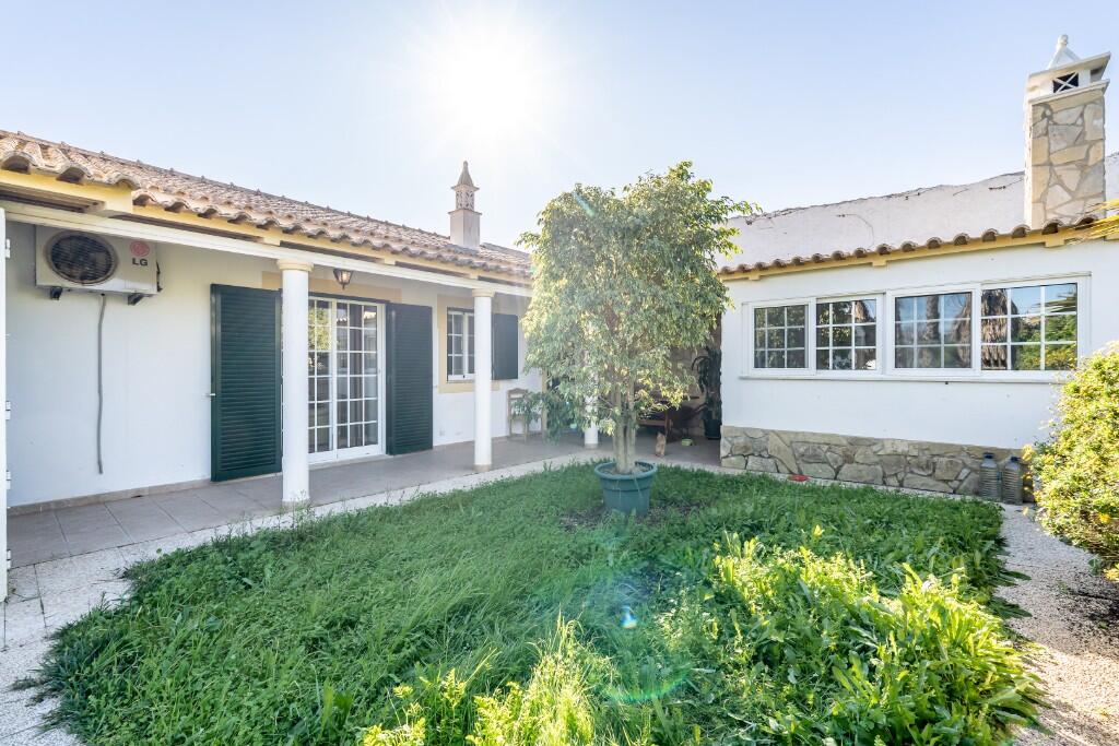 Main image of property: Lagoa, Algarve