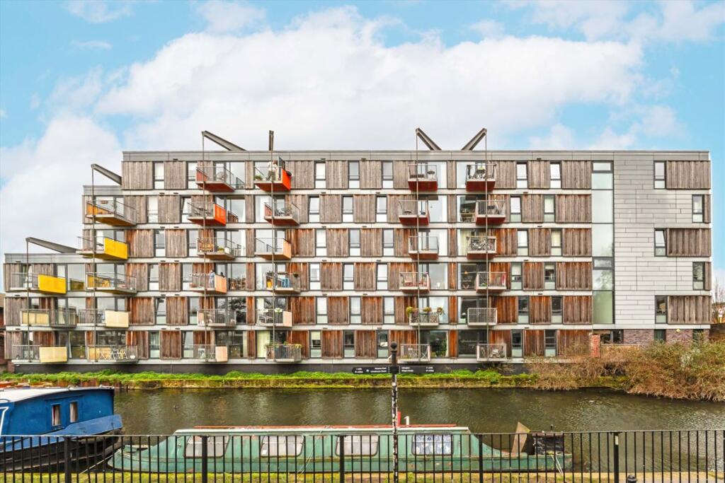 Main image of property: Queensbridge Road, Regents Canal