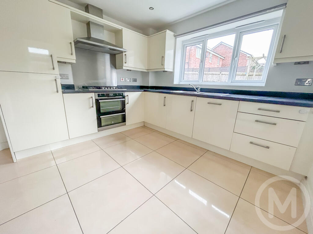 Benedict Drive, Normoss, Blackpool photo 4