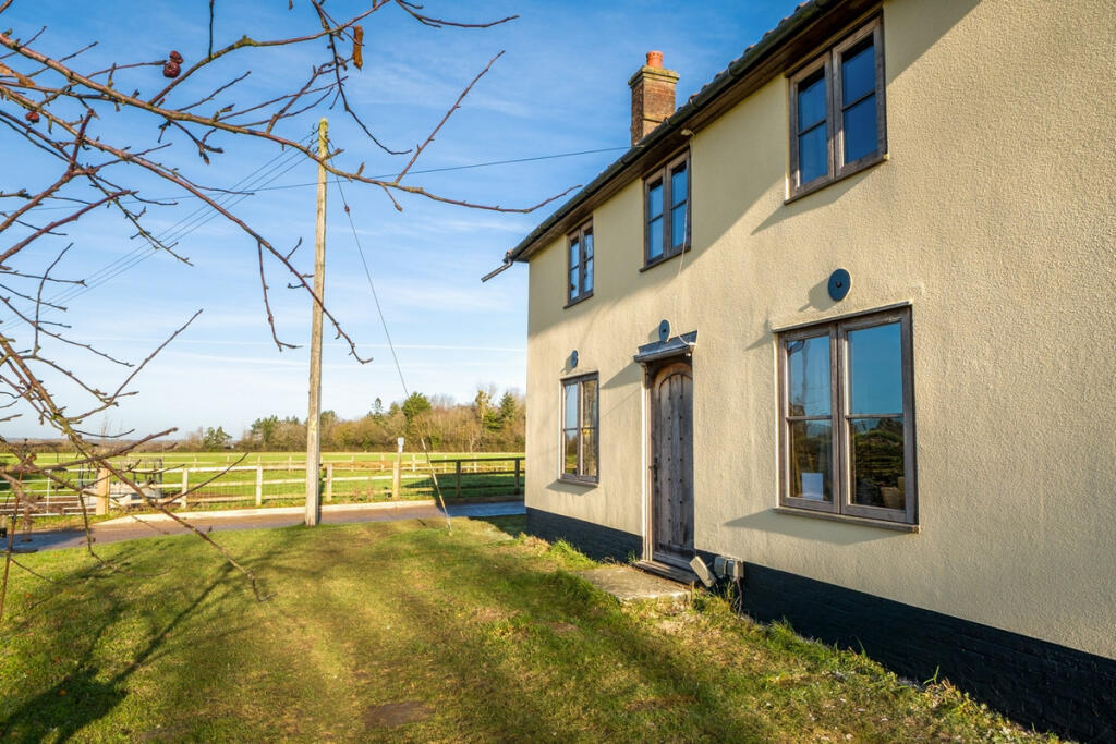 Frith Way, Norwich, NR15 2 photo 2