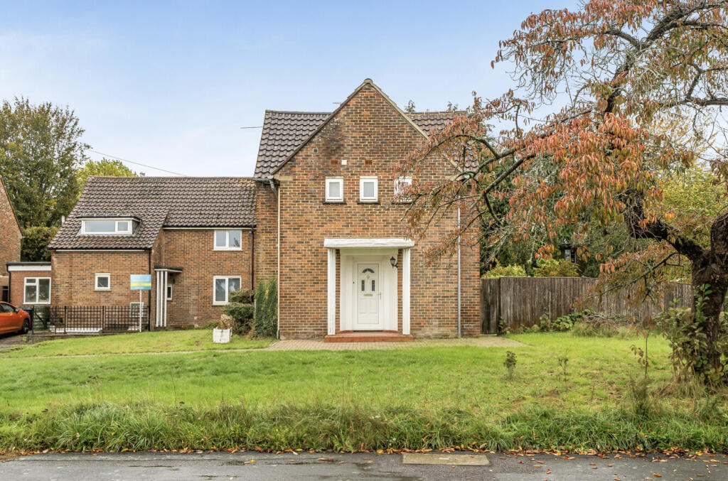 4-bed terraced on Greenhill Road, Winchester, Hampshire, SO22, £450,000