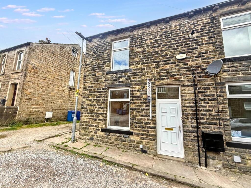 Main image of property: 18 Gibb Street, Cowling