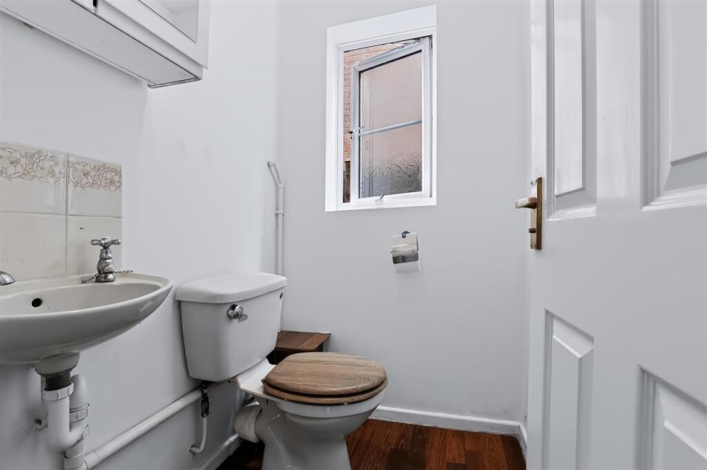House in Cranfield, Central Bedfordshire - View 5
