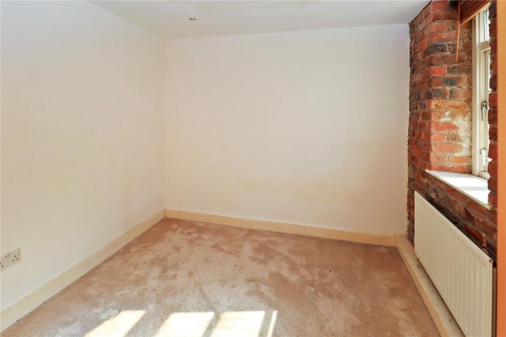 Apartment in North Tyneside, Chirton - View 6