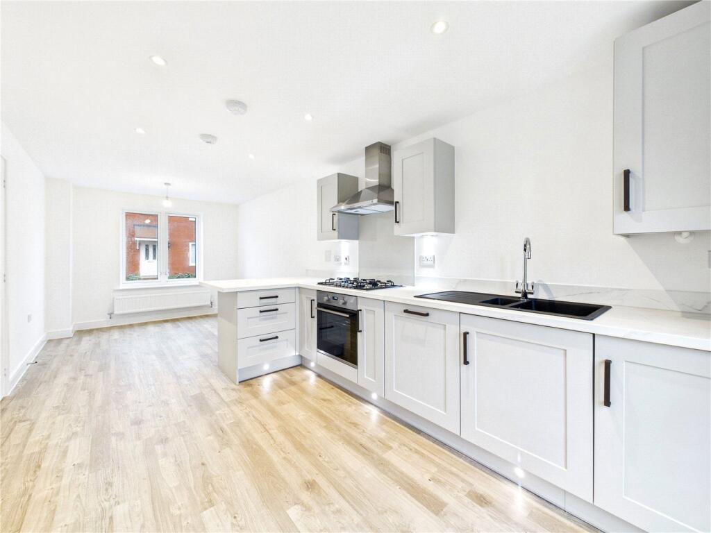 Plot 95 The Lanford, Hartford Green, Weeley Road, Great Bentley, Essex, CO7 photo 3