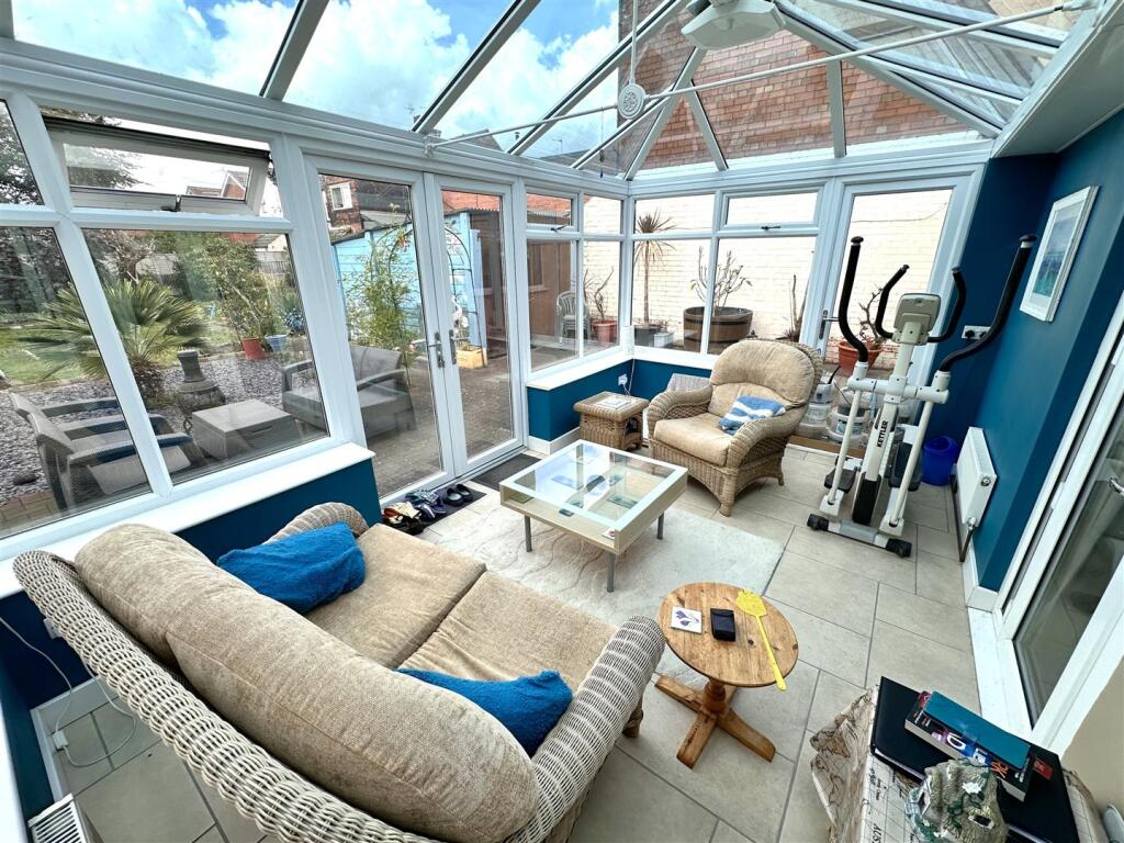 House in Newark, New Balderton, Balderton - View 4