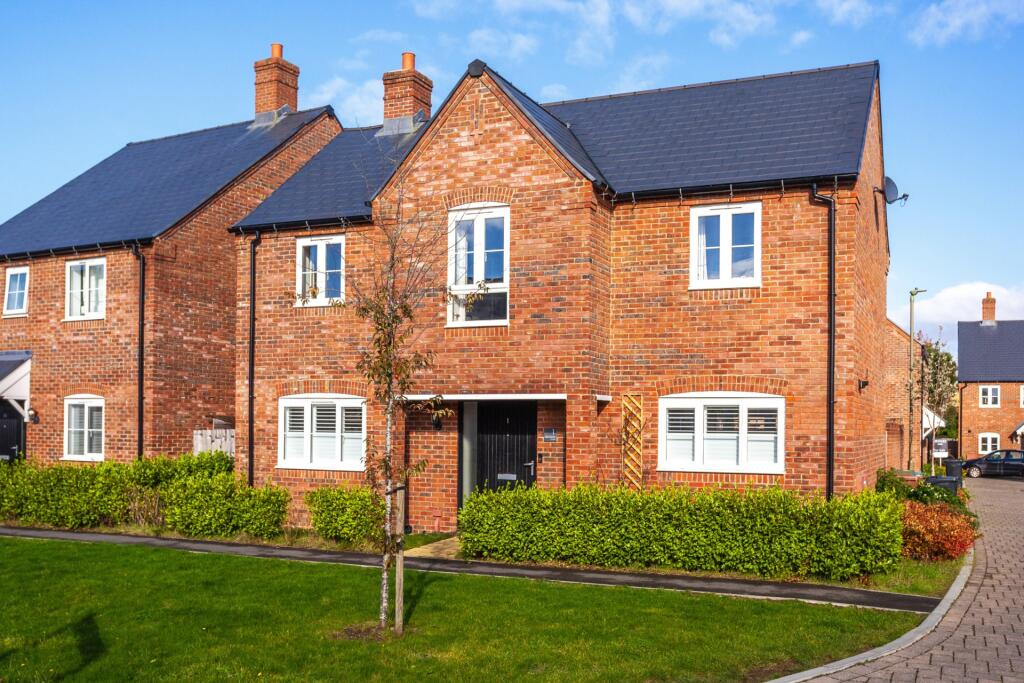 Main image of property: Greenwood Close, Oxfordshire, Sonning Common, RG4