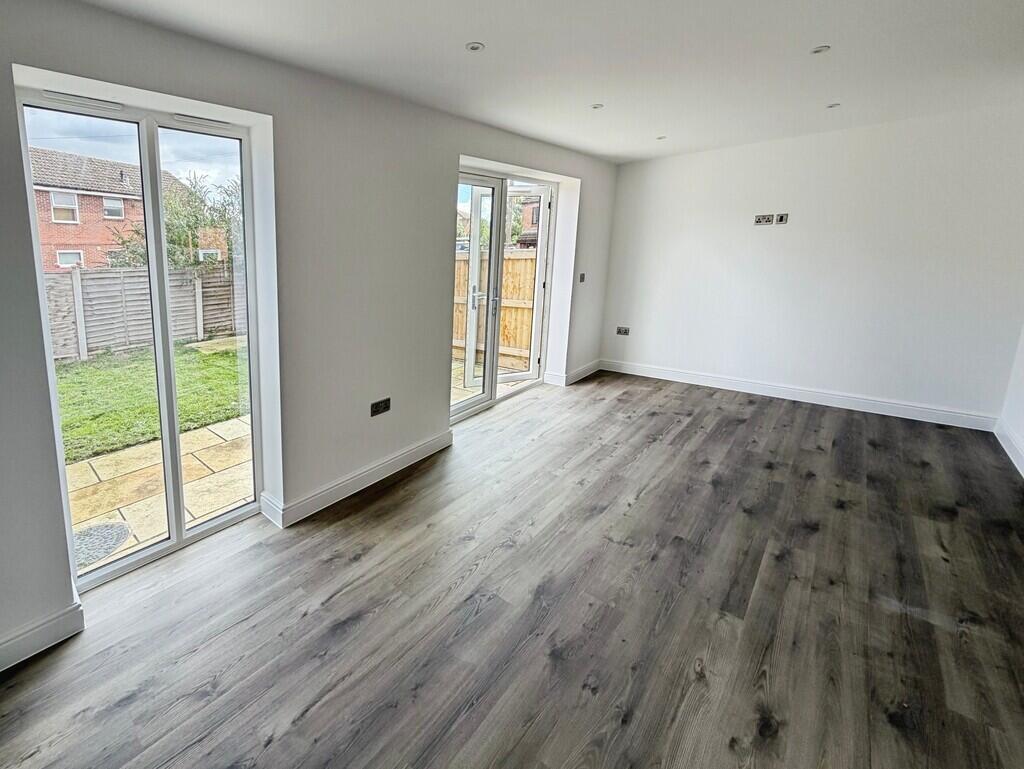 House in Westbury, Wiltshire - View 4