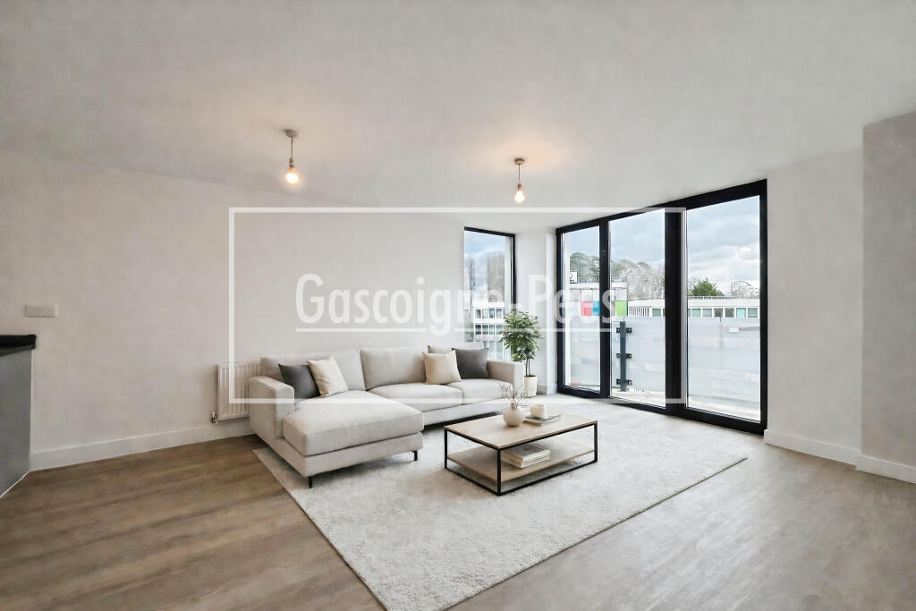 Main image of property: Farnbrough, GU14