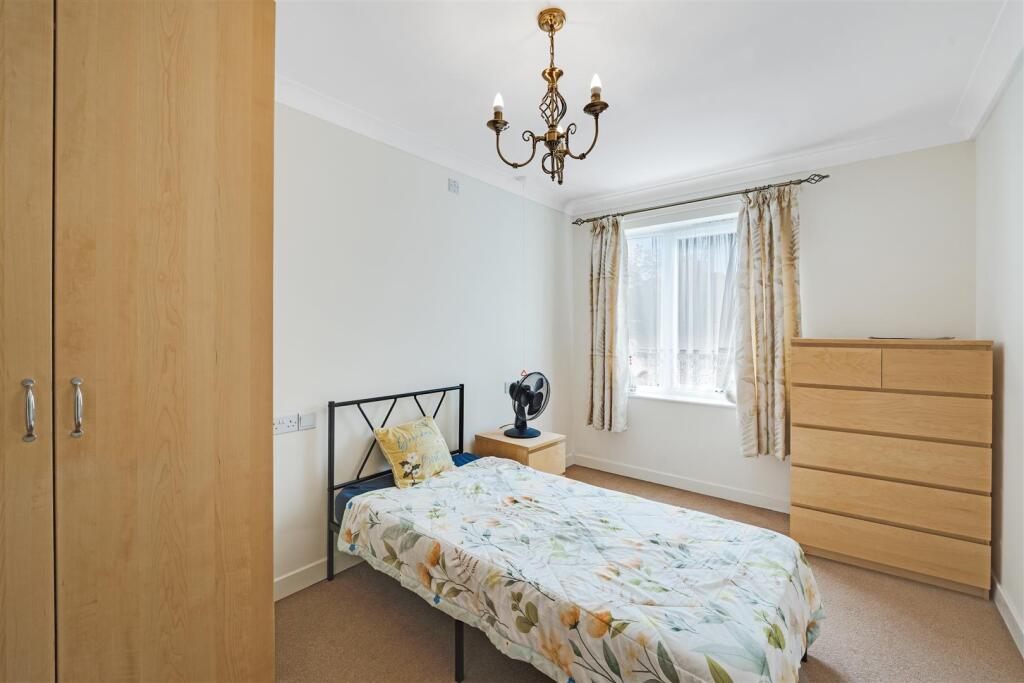 Apartment in London - View 4