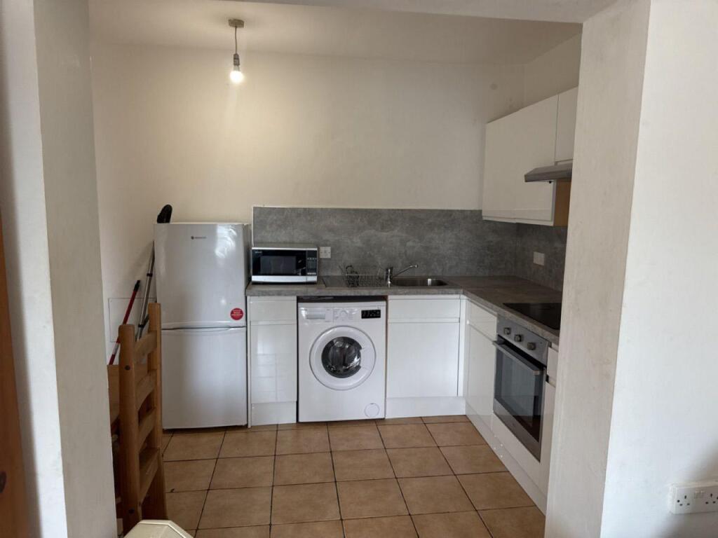 Apartment in Sheffield - View 2