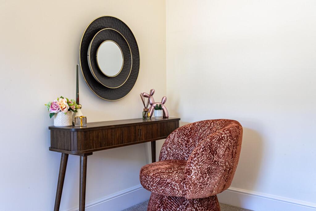 Apartment in Halifax - View 5