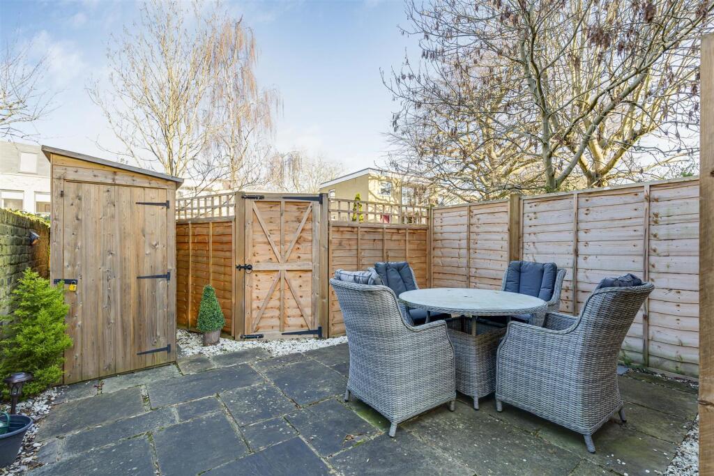 Apartment in London - View 4
