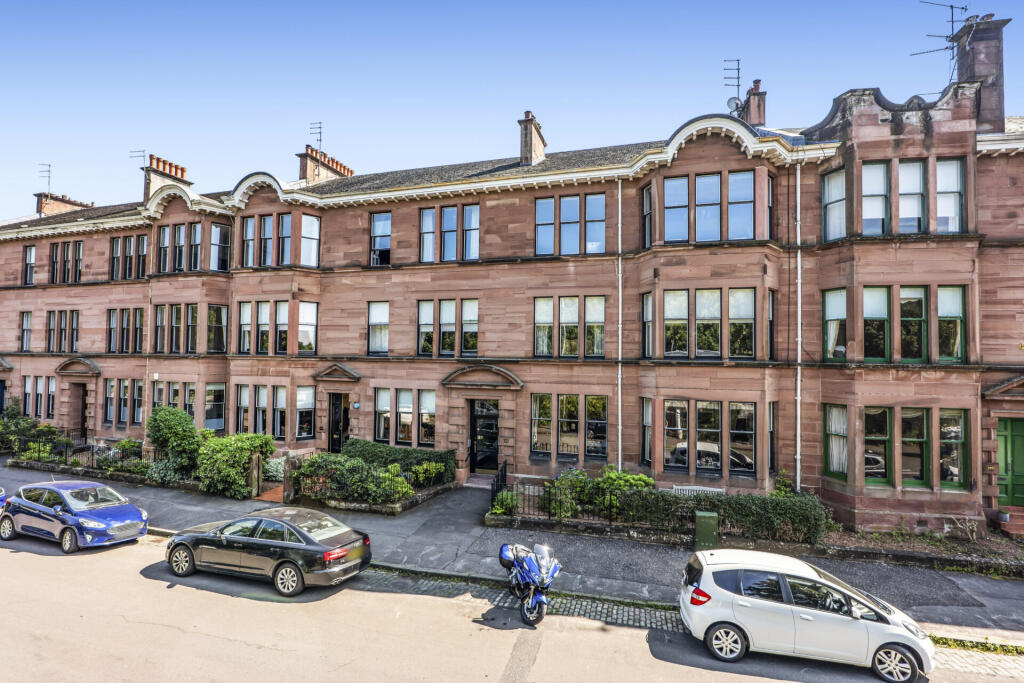 Main image of property: Main Door Flat, 119 Fotheringay Road, Pollokshields, G41 4LQ