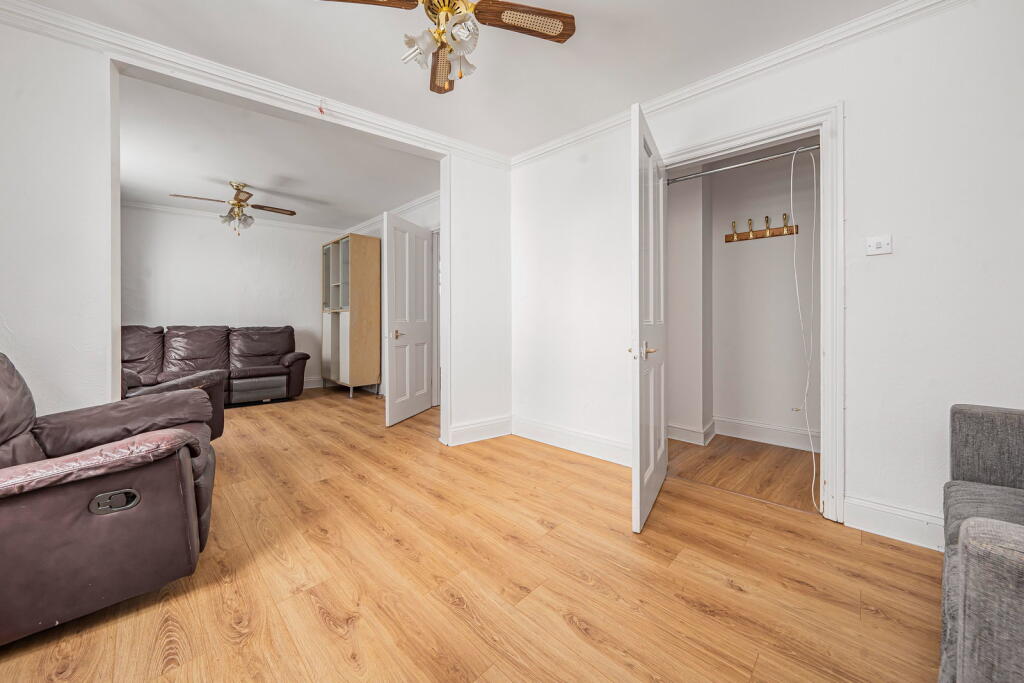 Main image of property: Church Street, Weybridge, KT13 8DX