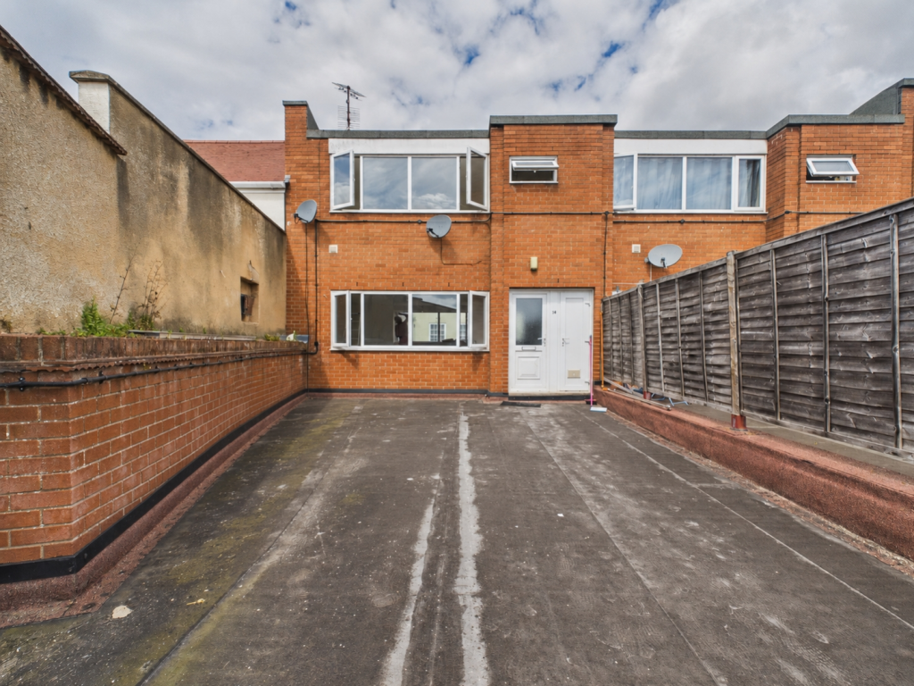 Main image of property: Queens Court, Tewkesbury, Gloucestershire, GL20