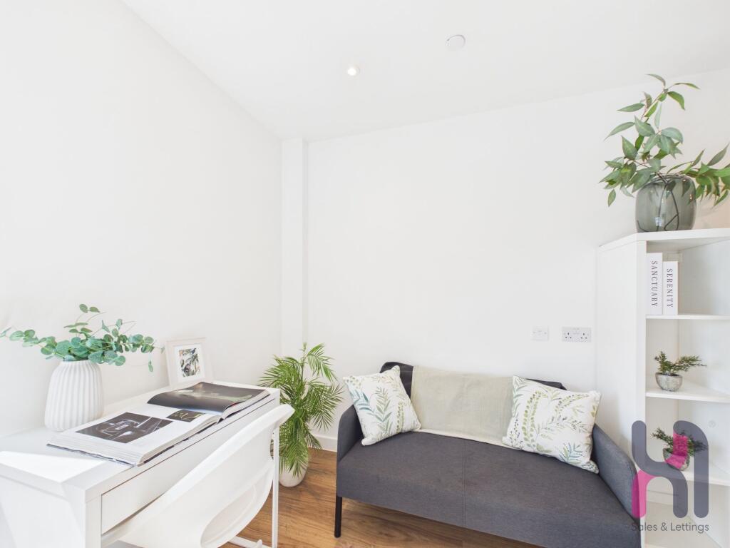 Apartment in Manchester - More