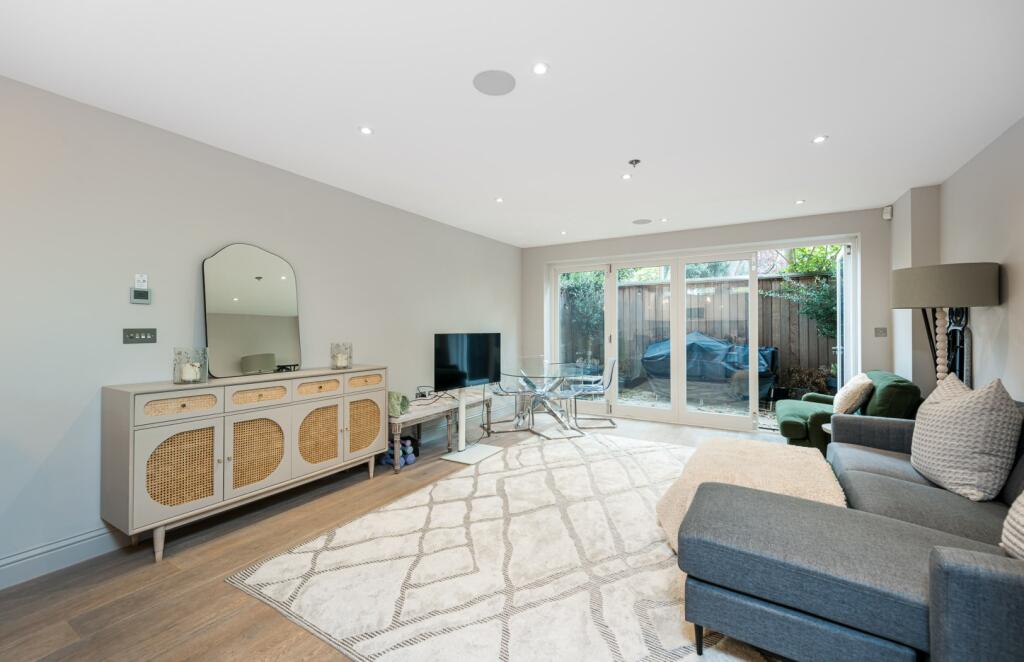 House in London - More