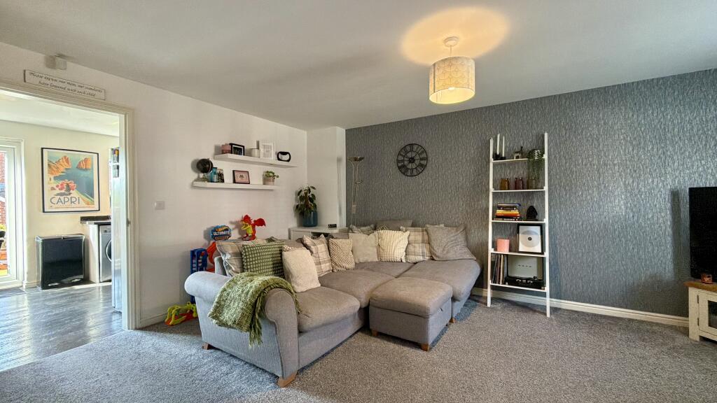 House in Tameside, Newton Wood - View 2