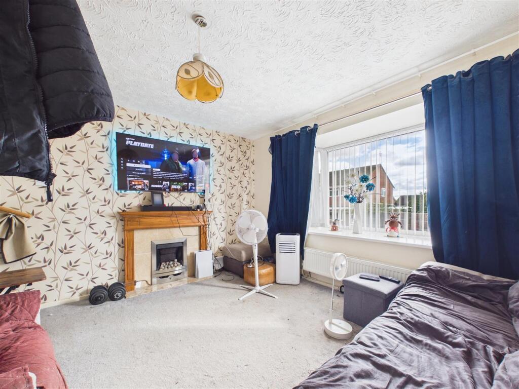 House in Worcester - More