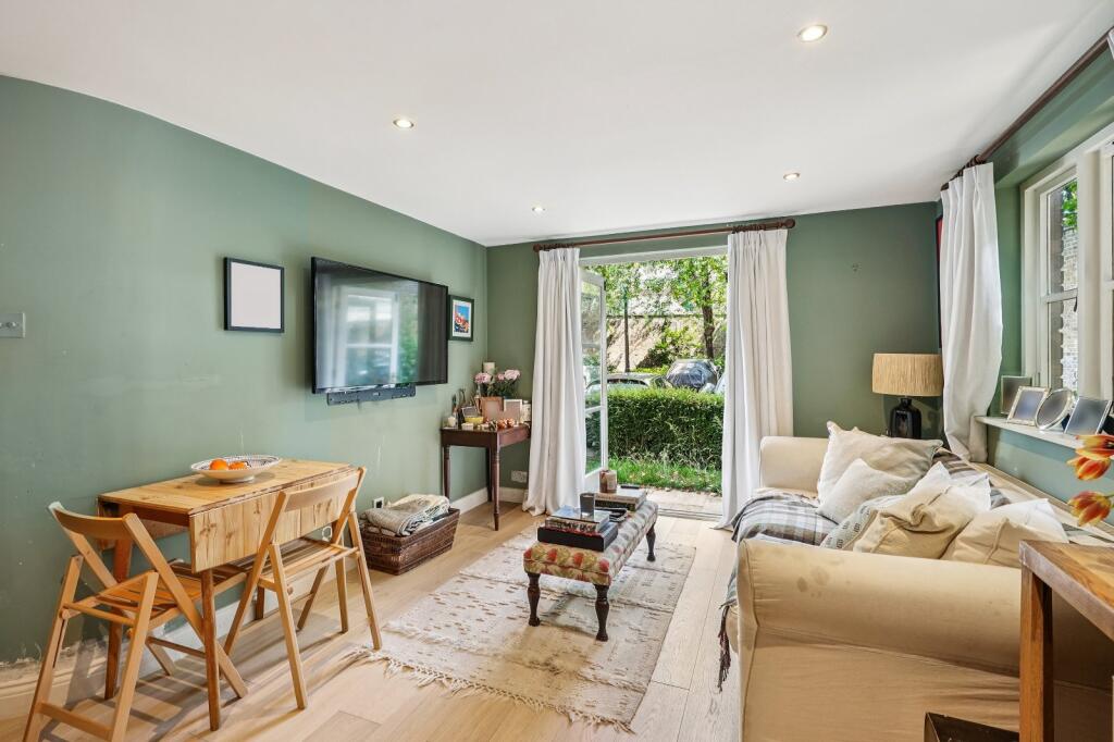 Main image of property: Brompton Park Crescent, Fulham, London