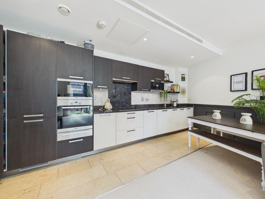 Apartment in Chester, City of Chester - View 5