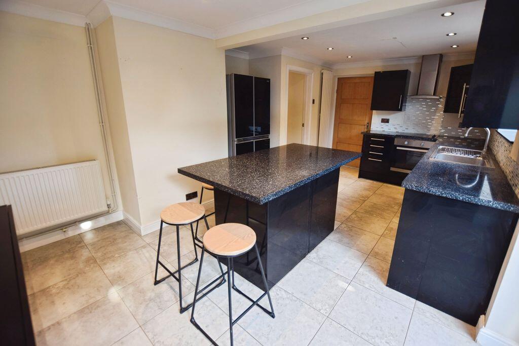 Woodcote, Putnoe Area, Bedford photo 4