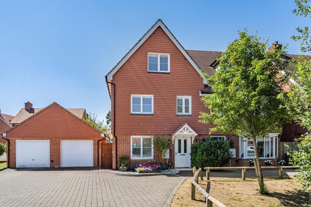 Main image of property: Parsons Way, Tongham, Farnham, Surrey, GU10