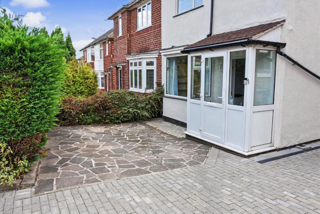 House in Nottingham - View 2