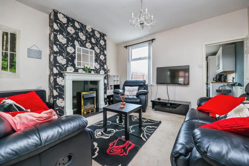 House in Amber Valley, Aldercar and Langley Mill CP - View 4