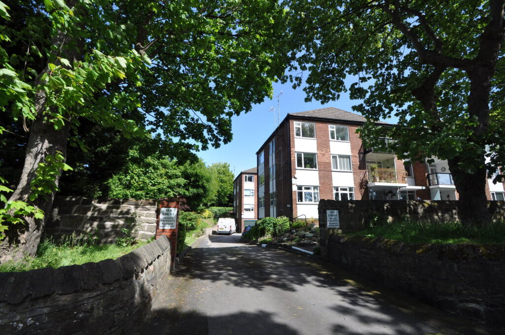 Apartment in Wirral, Liverpool City Region - View 5