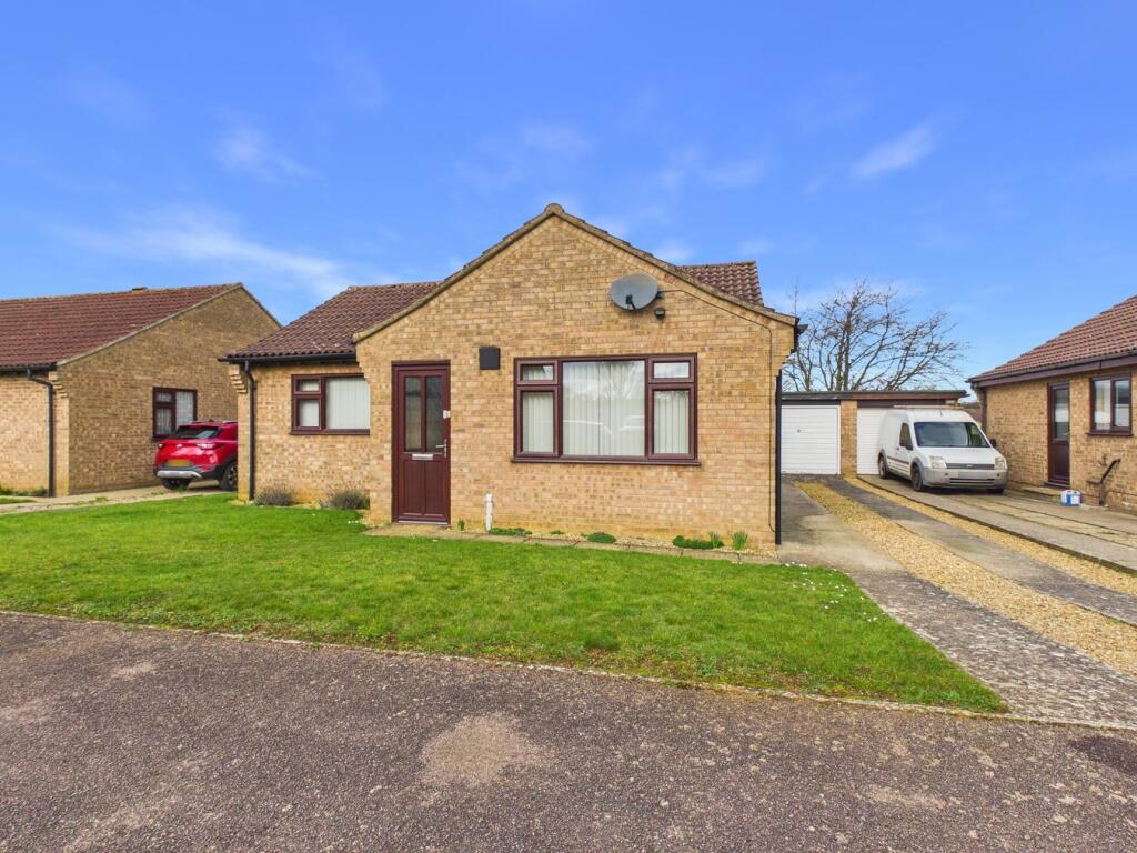 2-bed detached on Kestrel Avenue, Downham Market, PE38, £235,000