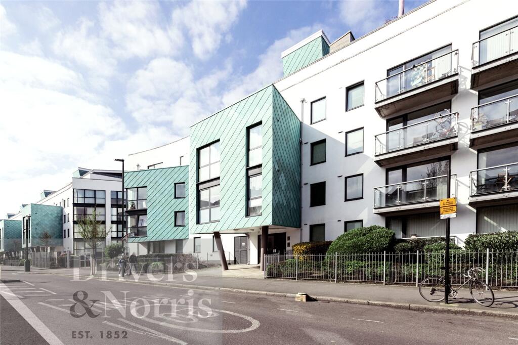 Main image of property: Drayton Park, Arsenal, London, N5