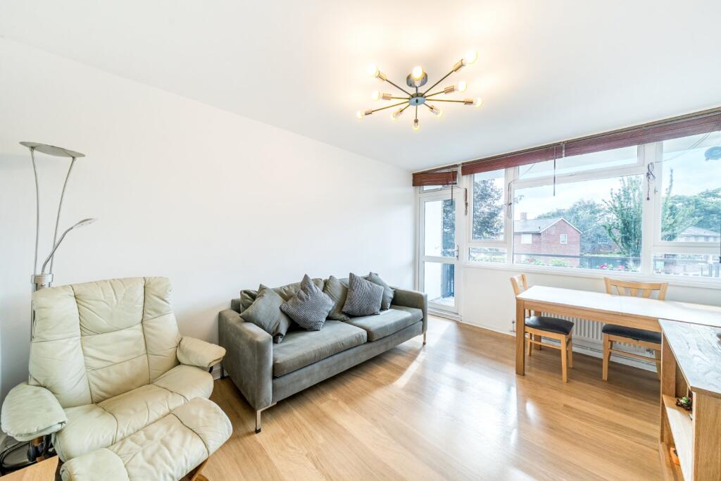 Main image of property: Deeside Road, London, SW17