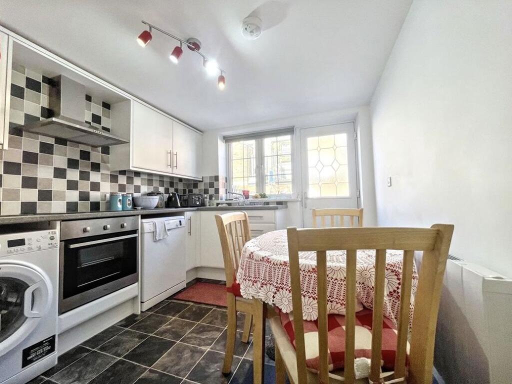 House in Seahouses, North Sunderland - View 3